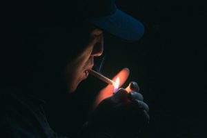 Studiu: Legatura dintre fumat si tulburarile psihice
